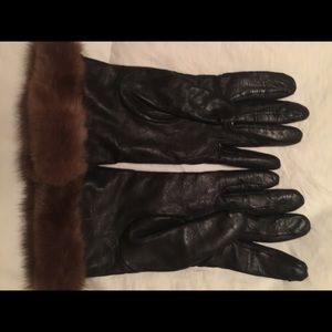 Lamb leather mink gloves with cashmere interior.